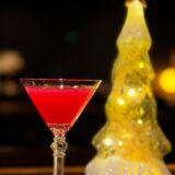 ザクロを使った「ジャックローズ」しっかりザクロを感じられて美味しいですお早目に！本日もBar John Doeは通常営業しております。下北沢にお越しの際は是非お立ち寄りください。#bar #johndoe #shimokitazawabar #whiskey #cocktails #beer #wine #foods #食事が出来るバー #下北沢バー #南西口 #隠れ家バー #1人呑み #bourbon #カクテル #ワイン #下北沢ナイト #グラタン #全席喫煙ok #山口県 #二次会 #下北沢デート #ジョンドー #gratin#ザクロ#カルヴァドス #ライム#ジャックローズ本日の下北沢BarJohnDoe