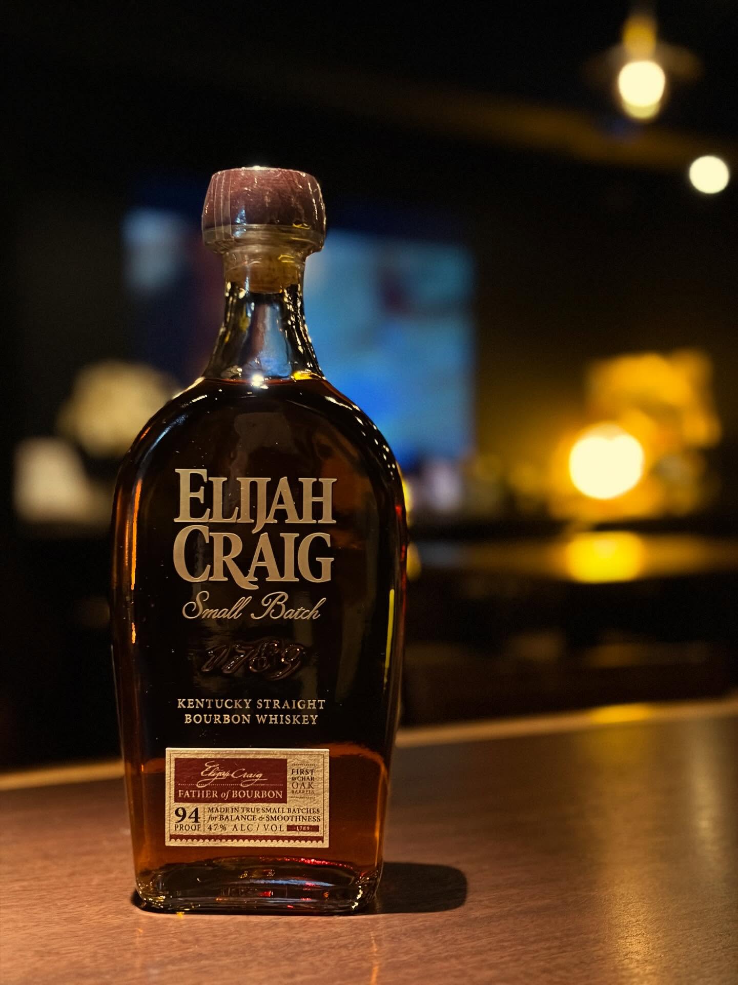 本日もBar John Doeは通常営業しております。下北沢にお越しの際は是非お立ち寄りください。#bar #johndoe #shimokitazawabar #whiskey #cocktails #beer #wine #foods #食事が出来るバー #下北沢バー #南西口 #隠れ家バー #1人呑み #bourbon #カクテル #ワイン #下北沢ナイト #グラタン #全席喫煙ok #山口県 #二次会 #下北沢デート #ジョンドー #gratin#bourbon #kentucky#elijahcraig #47%本日の下北沢BarJohnDoe