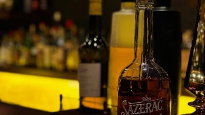 「SAZERAC RYE  サゼラック・ライ」久しぶりの入荷です。カクテルの「サゼラック」は世界最古とも言われています。是非！#bar #johndoe #shimokitazawabar #whiskey #cocktails #beer #wine #foods #食事が出来るバー #下北沢バー #南西口 #隠れ家バー #1人呑み #bourbon #カクテル #ワイン #下北沢ナイト #グラタン #全席喫煙ok #山口県 #二次会 #下北沢デート #ジョンドー #gratin#サゼラック#世界最古のカクテル#ライ本日の下北沢BarJohnDoe