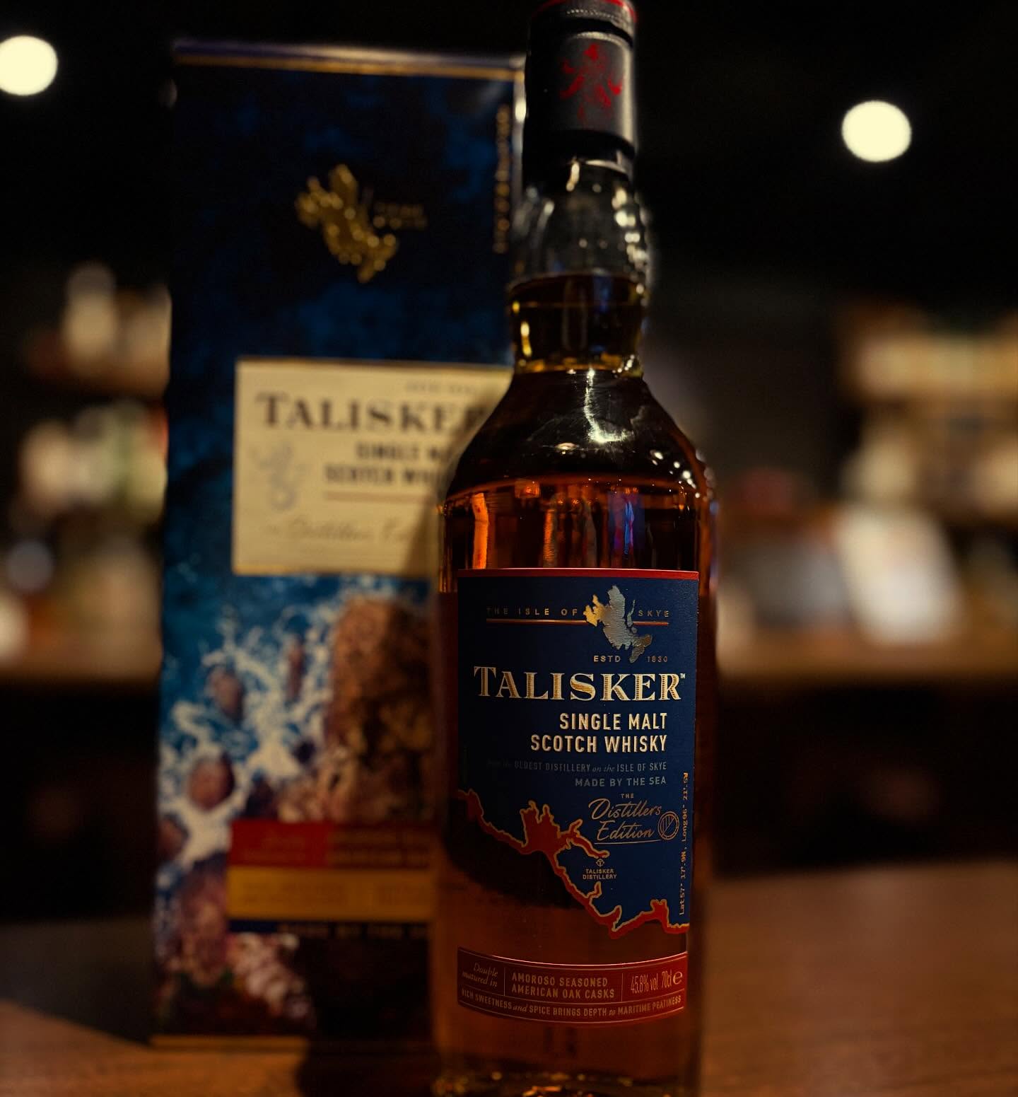 「TALISKER DISTILLERS EDITION  タリスカー　ディスティラーズエディション」アモロソカスクで2段熟成。ロックかストレートで是非！#bar #johndoe #shimokitazawabar #whiskey #cocktails #beer #wine #foods #食事が出来るバー #下北沢バー #南西口 #隠れ家バー #1人呑み #bourbon #カクテル #ワイン #下北沢ナイト #グラタン #全席喫煙ok #山口県 #二次会 #下北沢デート #ジョンドー #gratin#タリスカー#アモロソシェリー#アメリカンオーク#スカイ島本日の下北沢BarJohnDoe