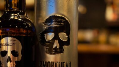 本日もBar John Doeは通常営業致します。下北沢にお越しの際は是非お立ち寄りください。明日、5日火曜日も営業致しますので何卒宜しくお願いします。#bar #johndoe #shimokitazawabar #whiskey #cocktails #beer #wine #foods #食事が出来るバー #下北沢バー #南西口 #隠れ家バー #1人呑み #bourbon #カクテル #ワイン #下北沢ナイト #グラタン #全席喫煙ok #山口県 #二次会 #下北沢デート #ジョンドー #gratin#smokehead #ハイボルテージ#58%本日の下北沢BarJohnDoe
