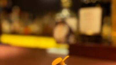 本日もBar John Doeは通常営業しております。下北沢にお越しの際は是非お立ち寄りください。#bar #バー #authenticbar #オーセンティックバー  #cocktailbar #夜ごはん #カクテル #ウイスキー #食事が出来るバー #下北沢バー #ジン #隠れ家バー #1人飲み #静かな時間 #デートバー #深夜営業 #下北沢ナイト #世田谷バー #喫煙可 #大人の時間 #whisky #下北沢デート #下北沢グルメ #カウンター席 #バーテンダー #バー飯#tomandjerry #トム#ジェリー#タフィー本日の下北沢BarJohnDoe