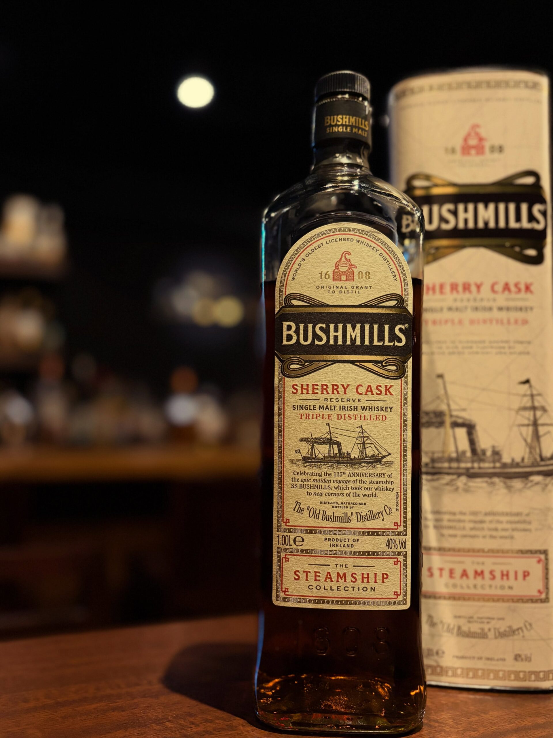 「BUSHMILLS Sherry cask  ブッシュミルズ　シェリーカスク」シェリー樽熟成のシングルモルトアイリッシュウイスキーです。是非是非！本日もBar John Doeは通常営業しております。下北沢にお越しの際は是非お立ち寄りください。#下北沢バー　#オーセンティックバー  #喫煙可　#隠れ家#bushmills本日の下北沢BarJohnDoe